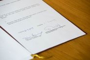 Podpis memoranda mezi Uk a Hospodářskou komorou ČR
