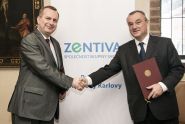 Univerzita Karlova v Praze a společnost Zentiva podepsali memorandum o partnerství, vzájemné podpoře a spolupráci pro roky 2015 a 2016